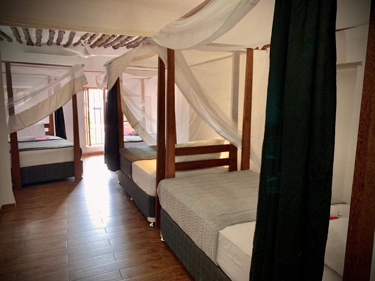 Stone Town House Hostel Zanzibar Exterior photo