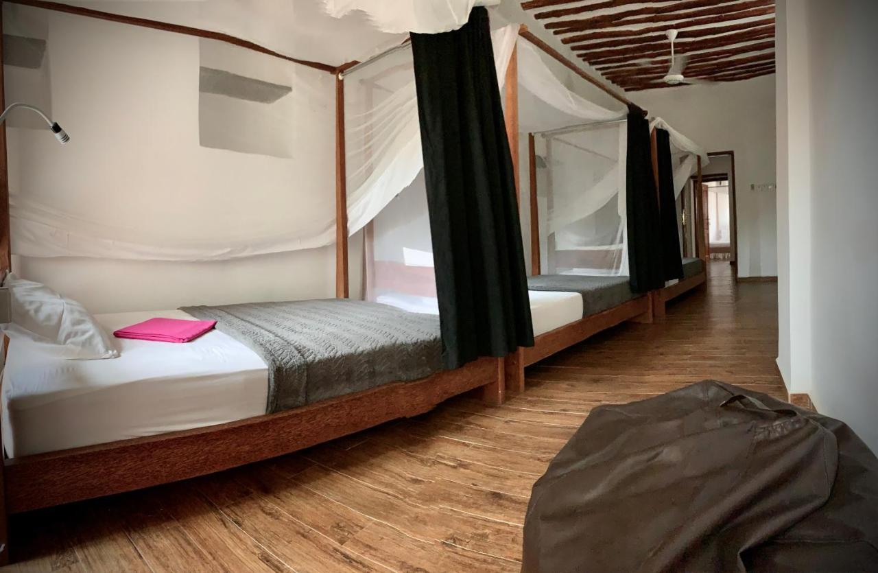 Stone Town House Hostel Zanzibar Exterior photo