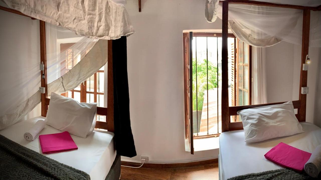 Stone Town House Hostel Zanzibar Exterior photo