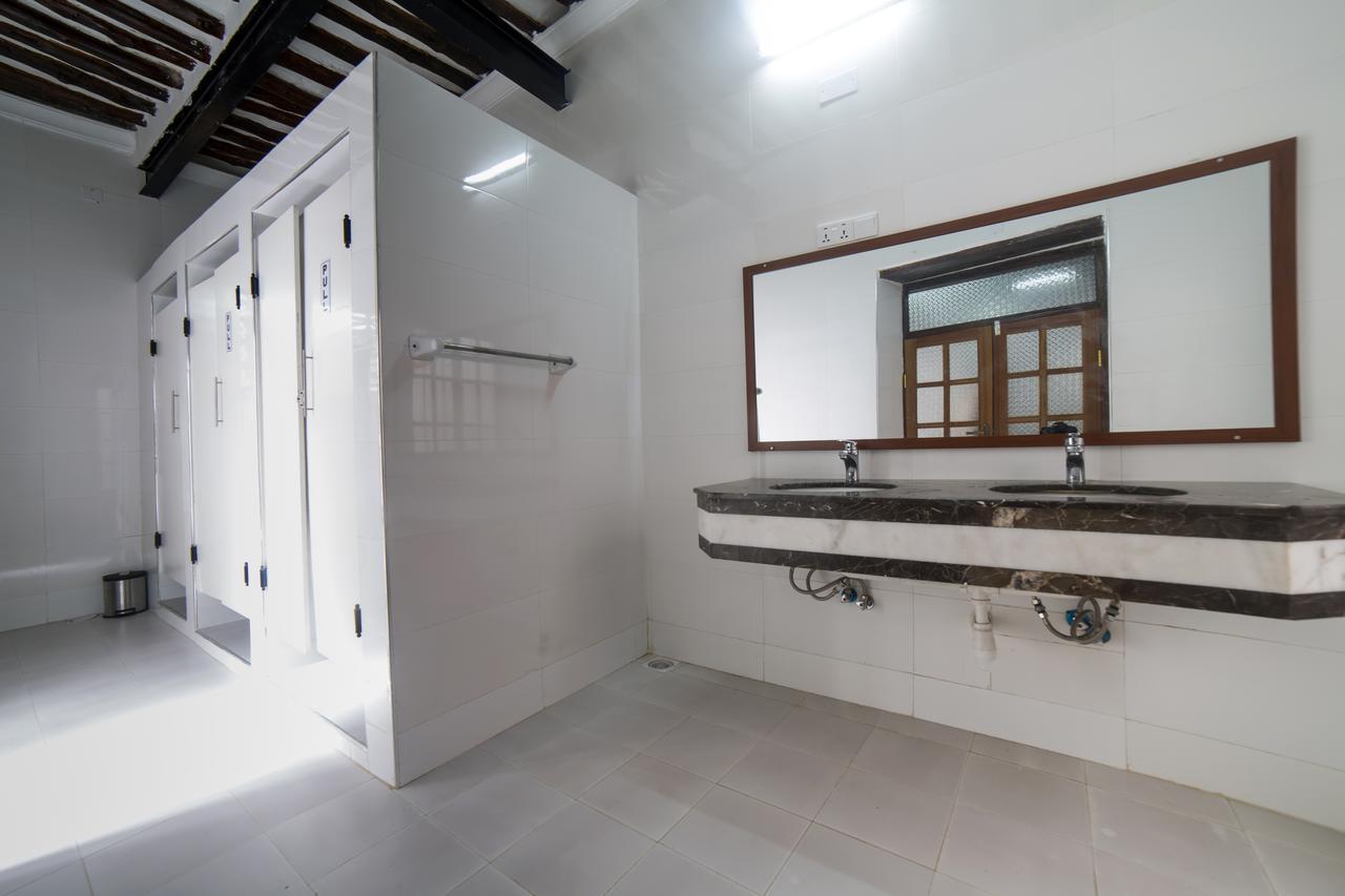 Stone Town House Hostel Zanzibar Exterior photo